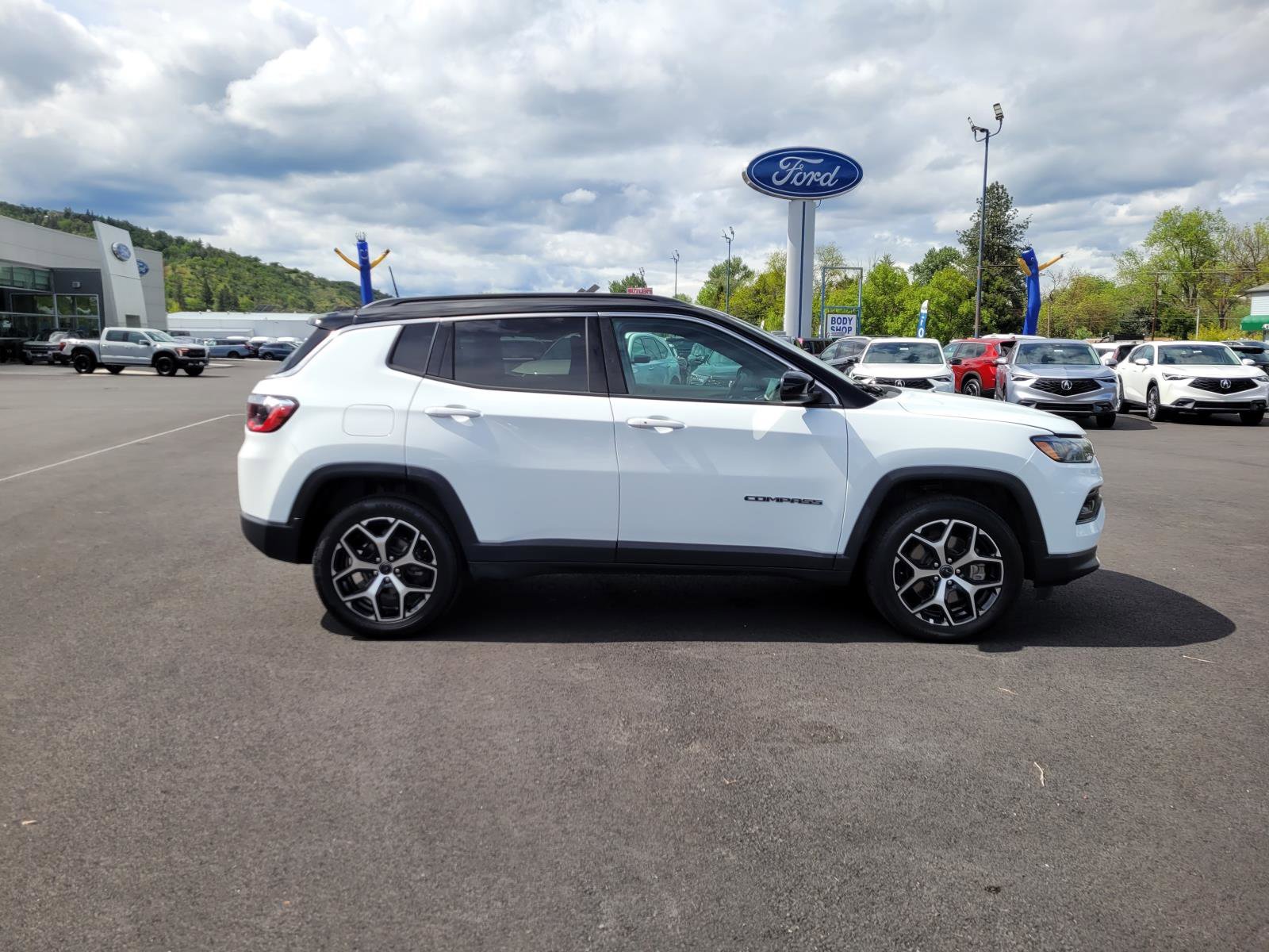 Used 2025 Bright White Clearcoat Jeep Limited image 4