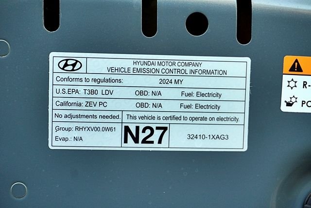 Used 2024 Blue Hyundai SEL image 34