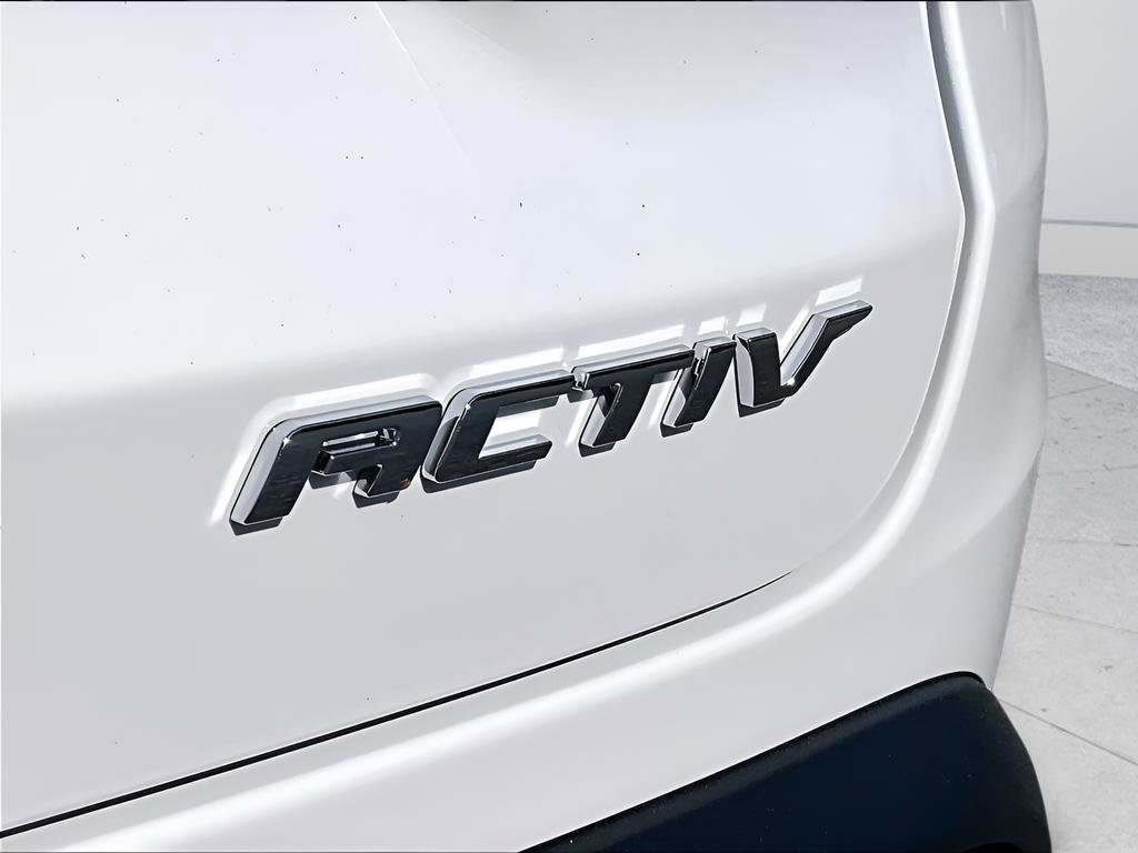 New 2026 Chevrolet Trax ACTIV 4D Sport Utility
