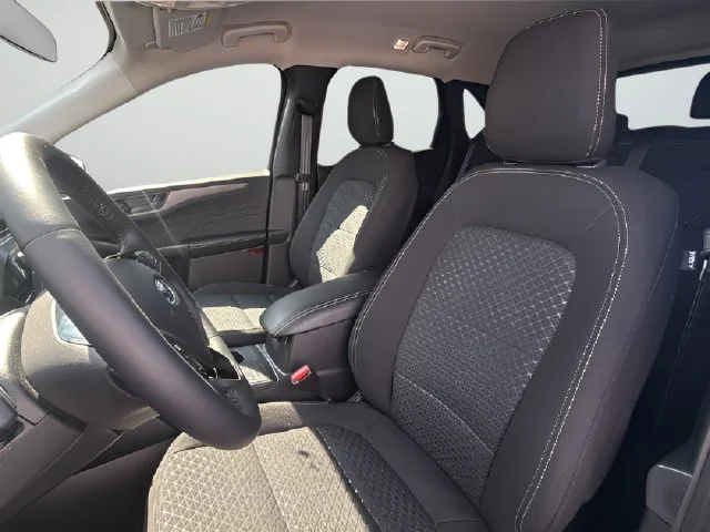 Used 2023 Black Ford Active image 10