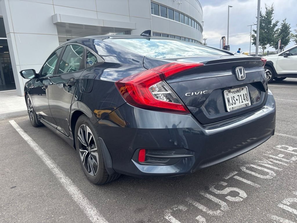 Used 2016  Honda EX-T image 10