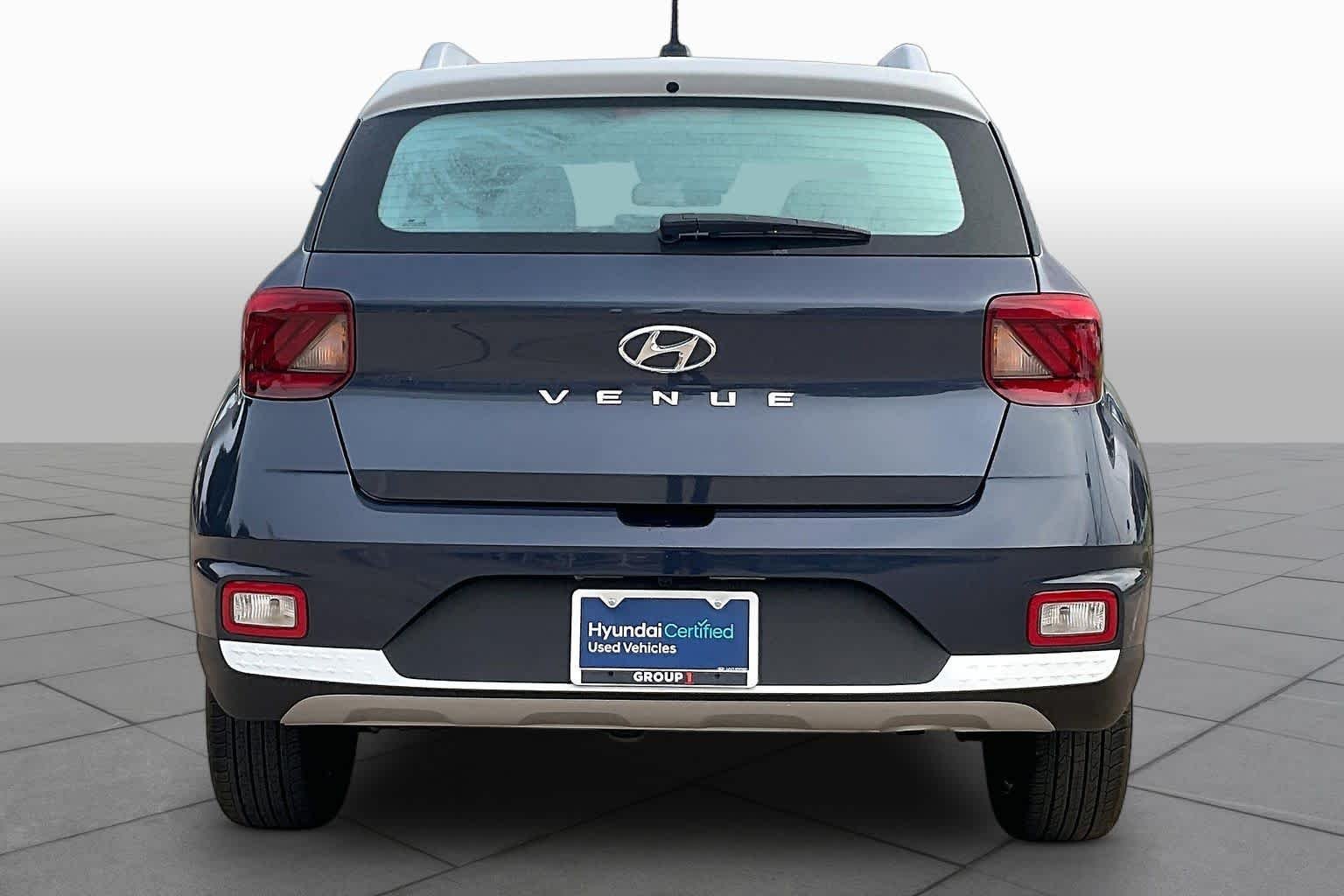 Used 2025 Denim w/White Roof Hyundai Limited image 5