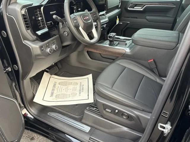 2026 GMC Sierra 1500 SLT - Photo 23