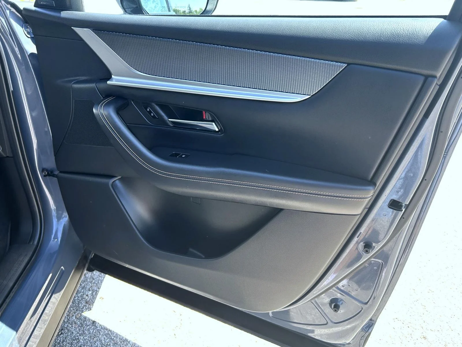 Used 2025 Gray Mazda Premium image 16