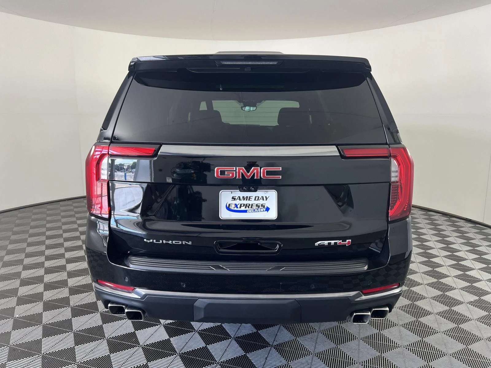 Used 2026 Onyx Black GMC AT4 image 34