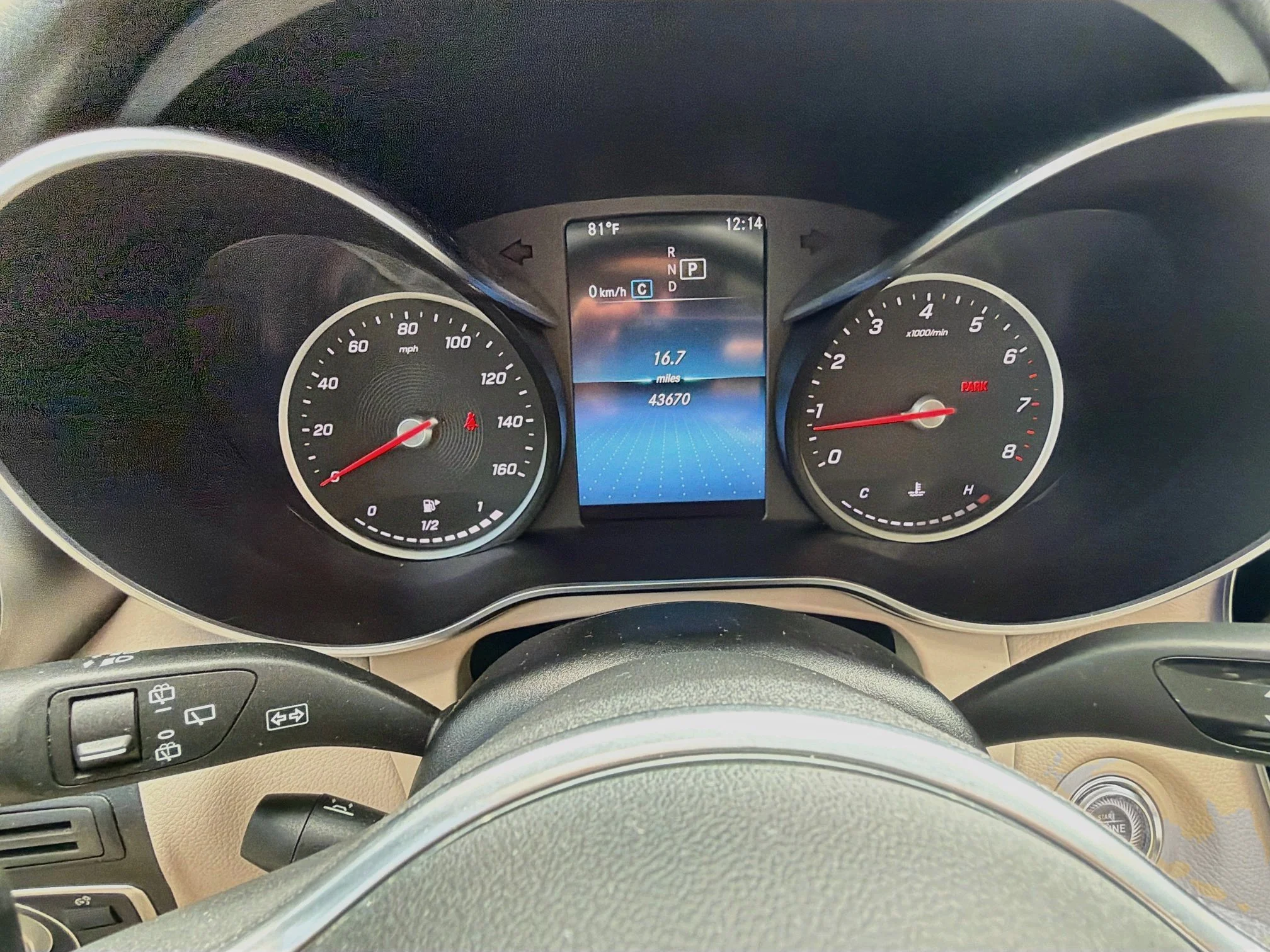 Used 2022 Polar White Mercedes-Benz GLC 300 image 40