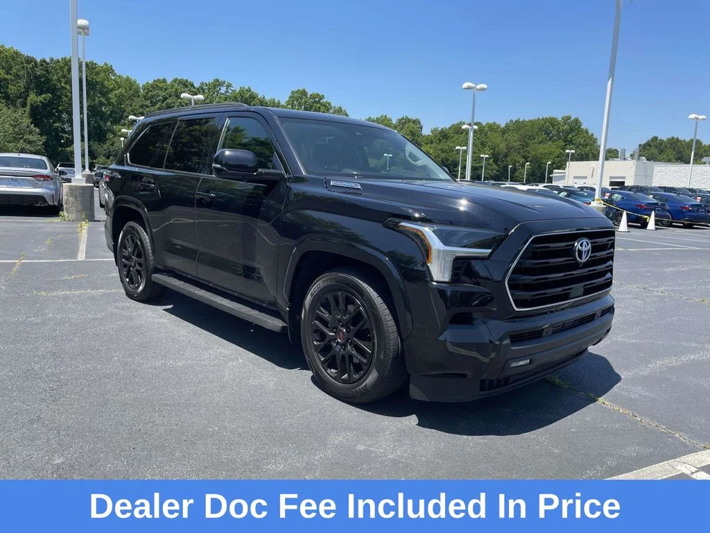 2024 Toyota Sequoia SR5 4WD i-FORCE MAX Hybrid's photo