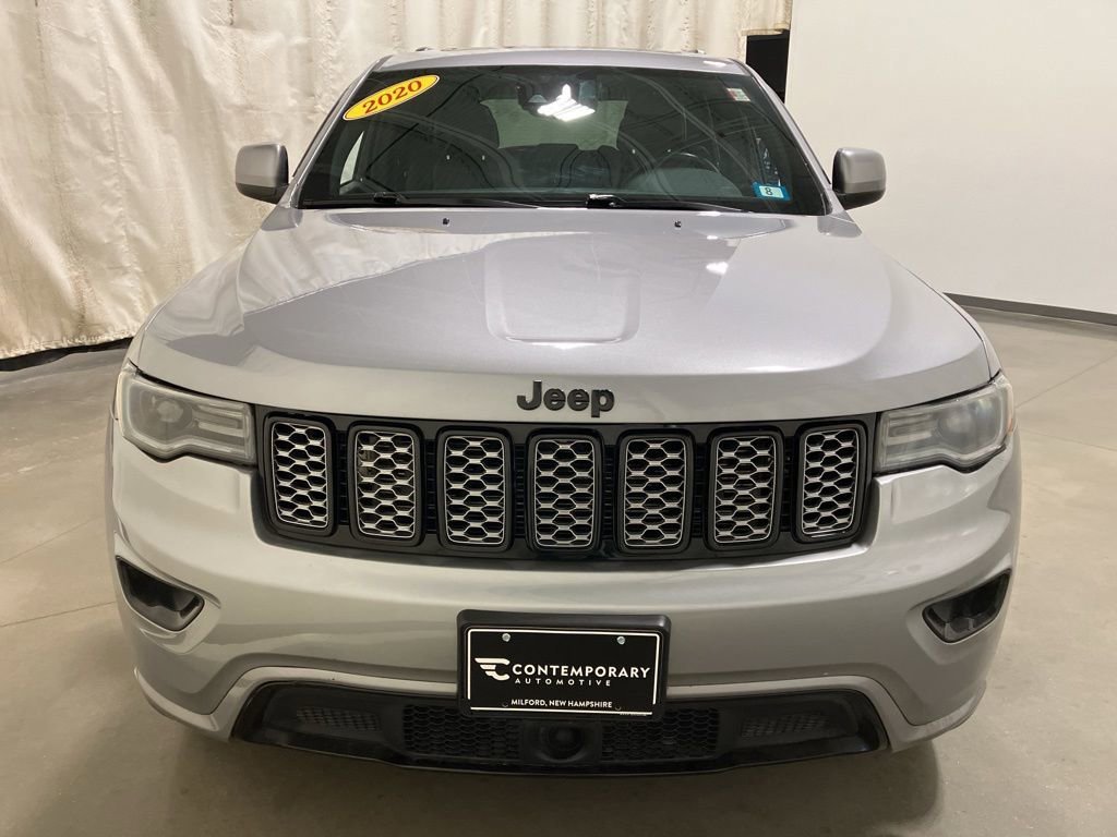 Used 2020 Billet Silver Metallic Clearcoat Jeep Altitude image 16