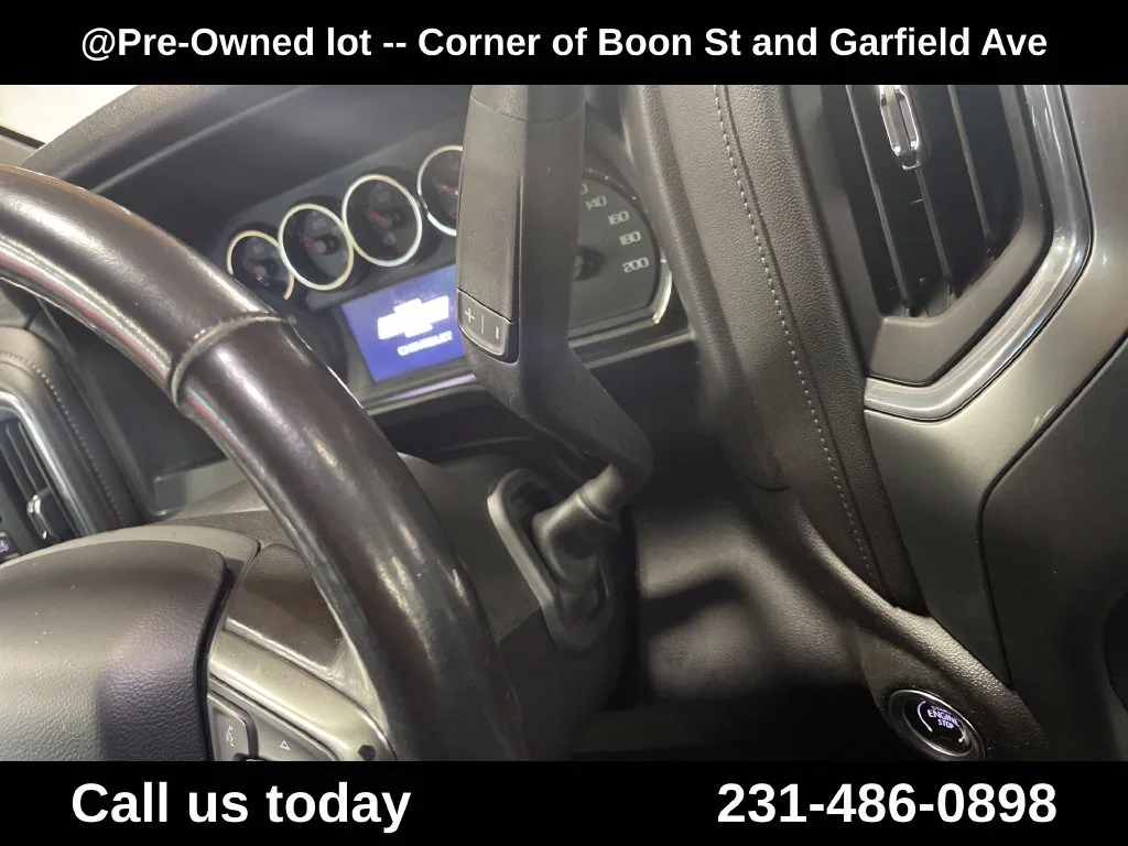 Used 2020 Red Chevrolet RST image 23