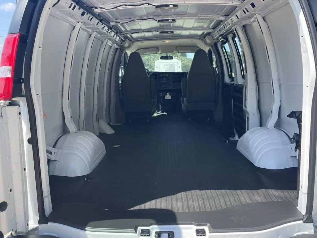 2026 Chevrolet Express Cargo Work Van - Photo 8