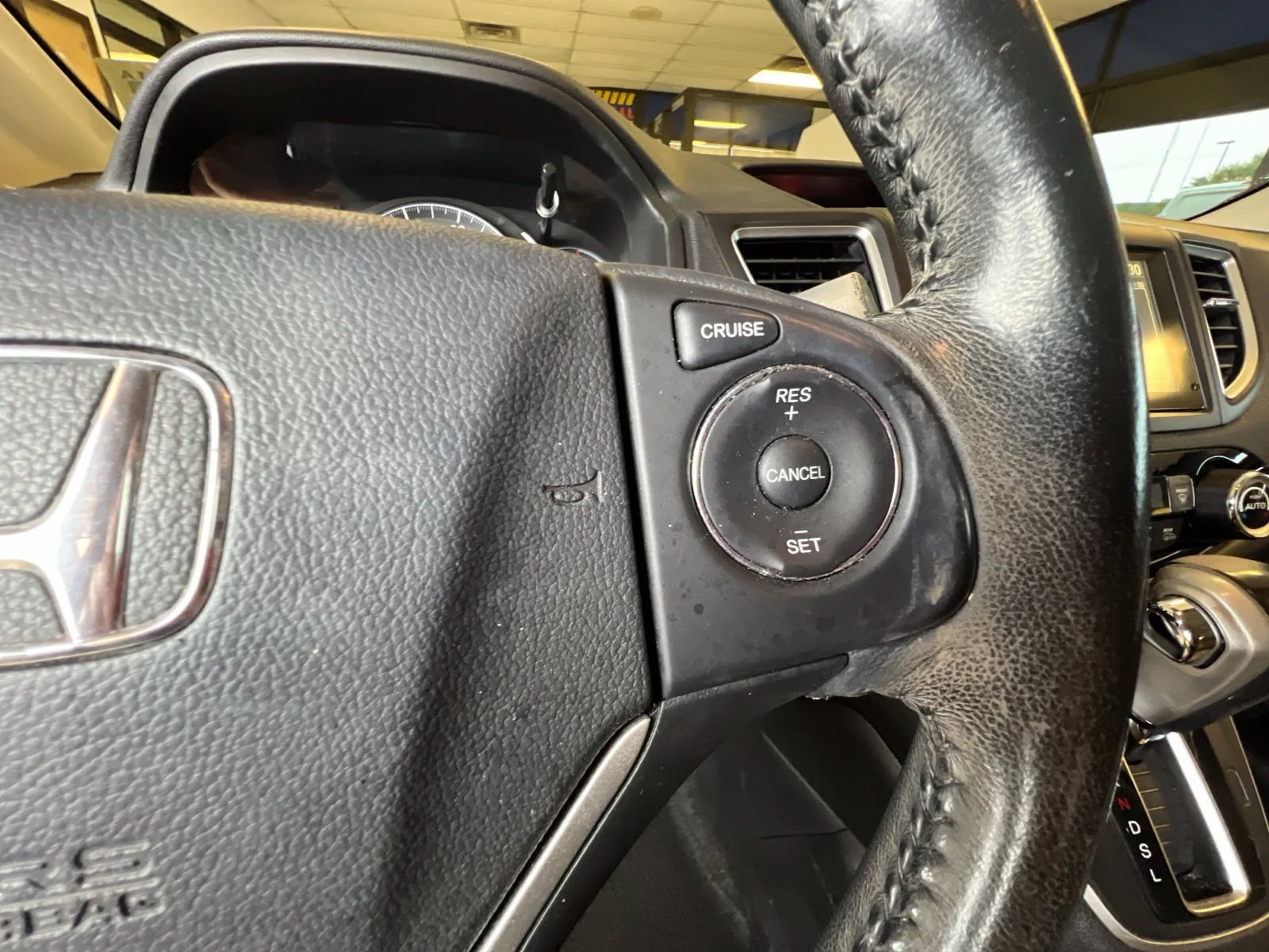 Used 2015 Gray Honda EX-L image 25