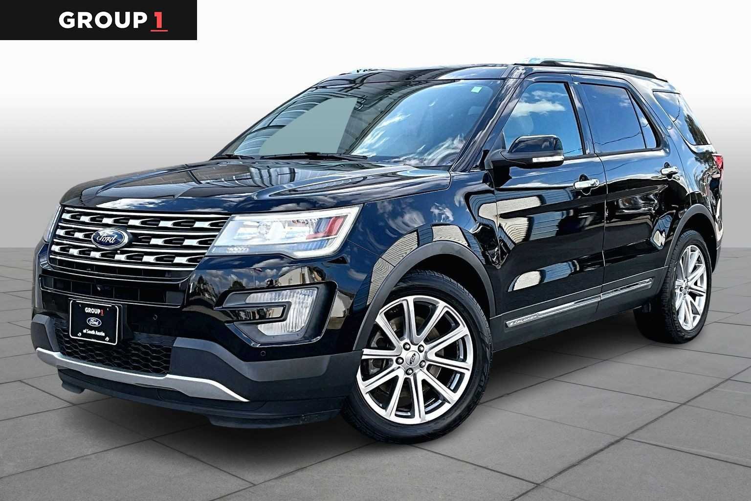 2017 Ford Explorer Limited FWD's photo