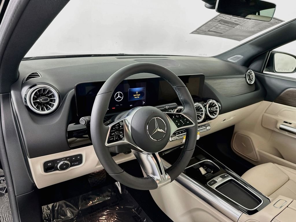 New 2026 Night Black Mercedes-Benz GLA 250 image 9