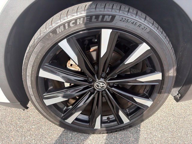 Used 2024 Black Toyota Platinum image 9