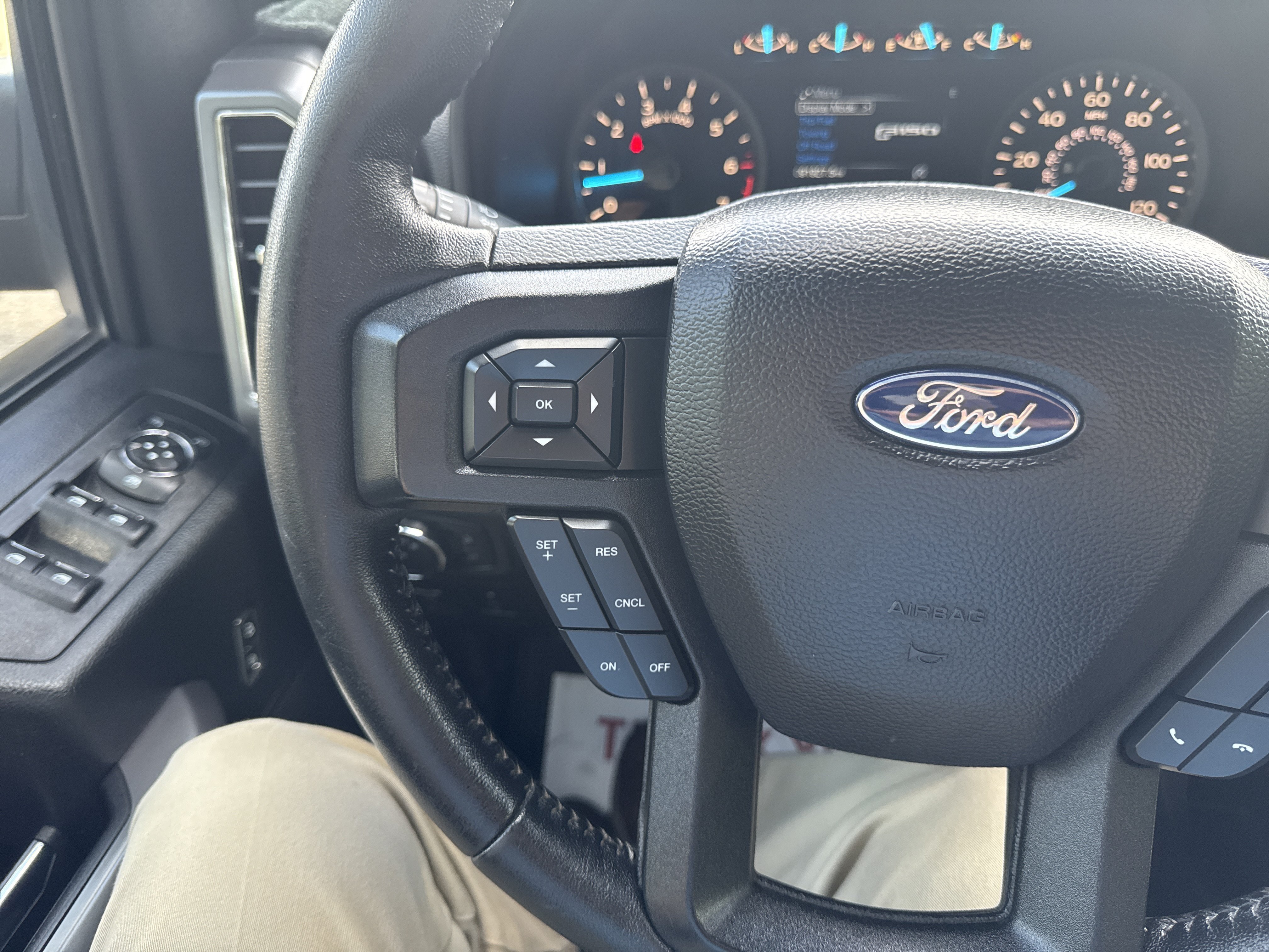 Used 2020 Ignot Silver Ford XLT image 25