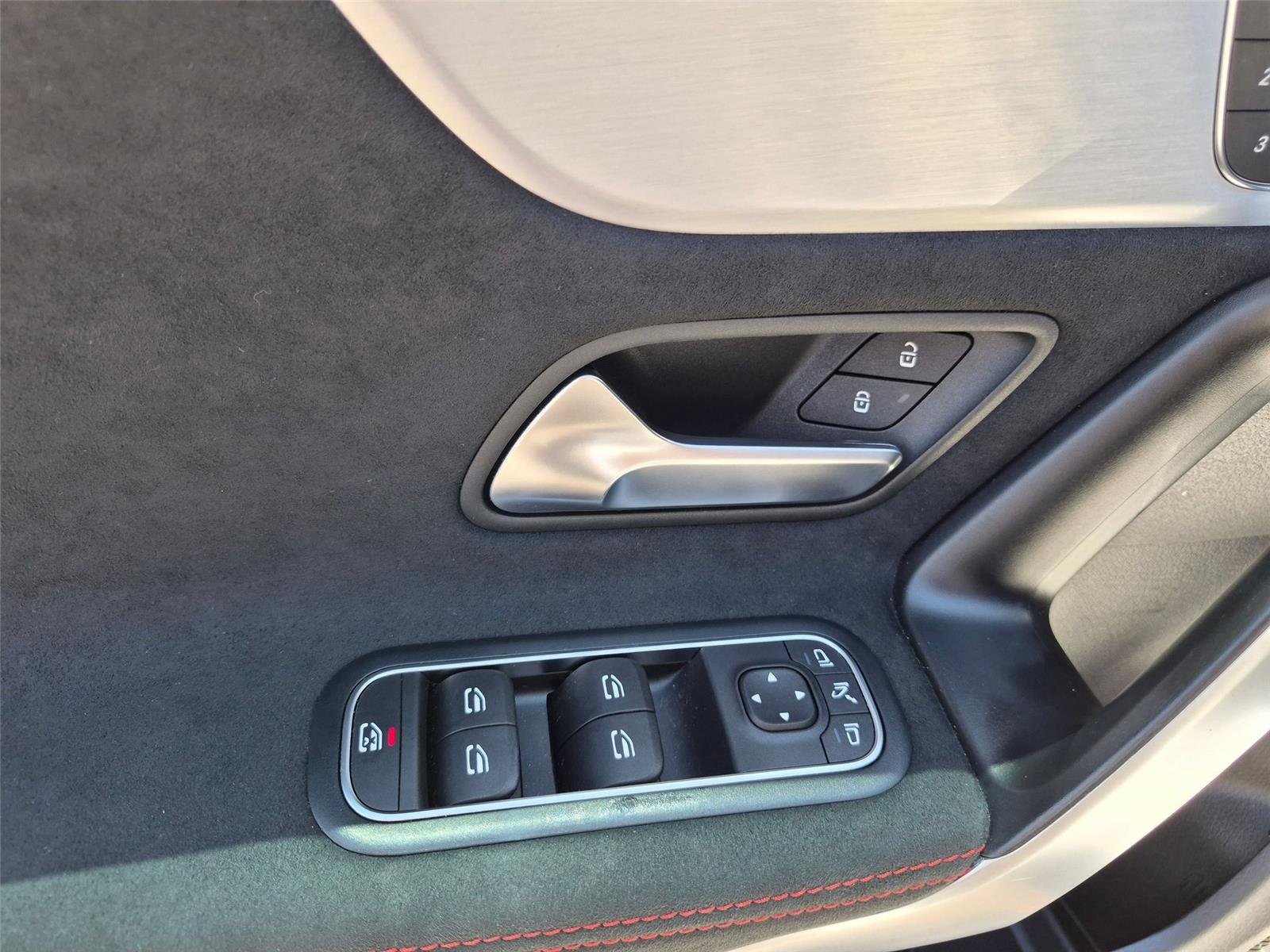 Used 2025 Polar White Mercedes-Benz CLA 250 image 11