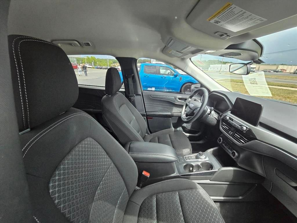 Used 2025 Blue Ford Active image 7
