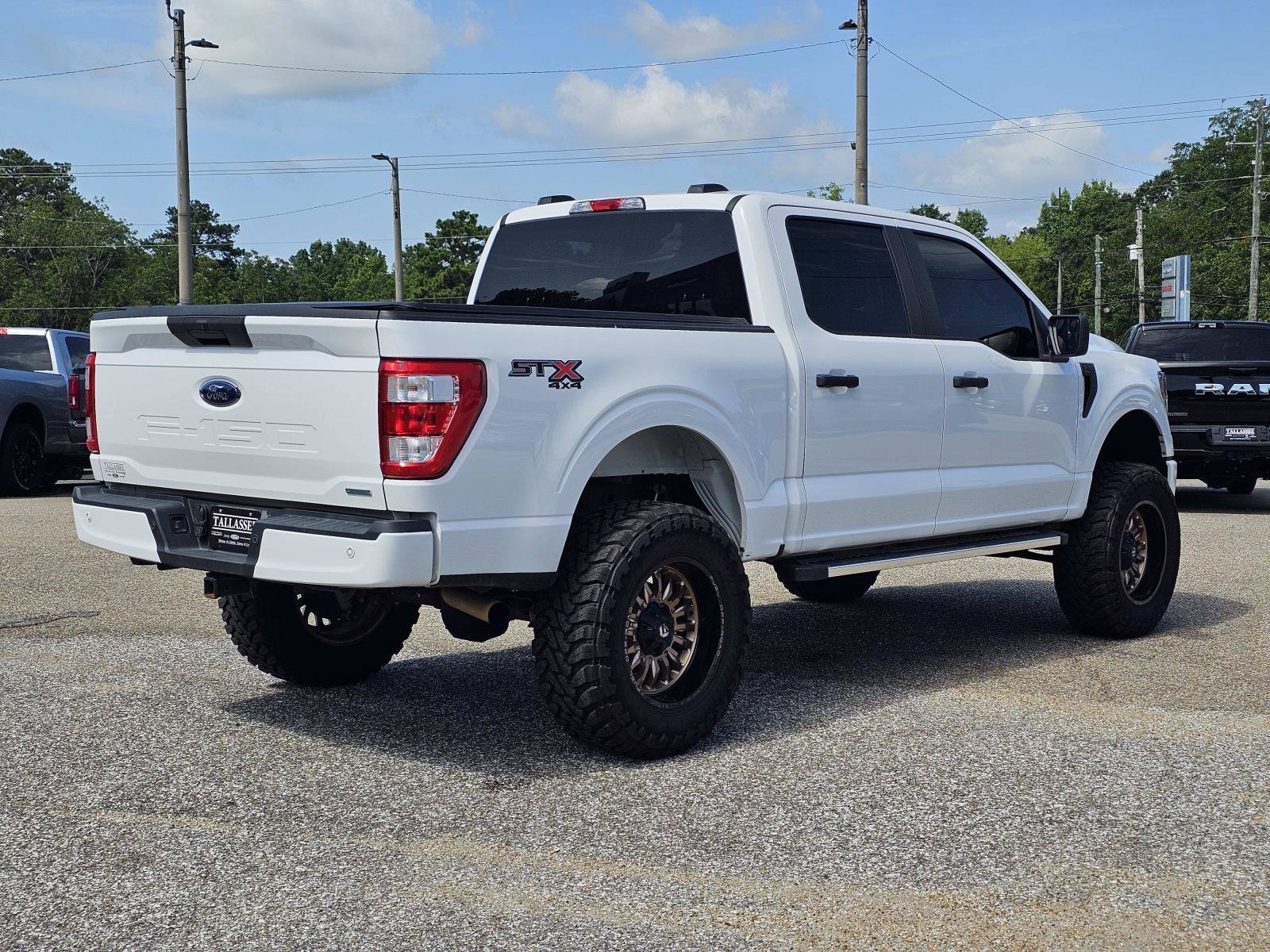 2023 Ford F-150 XL - Photo 9