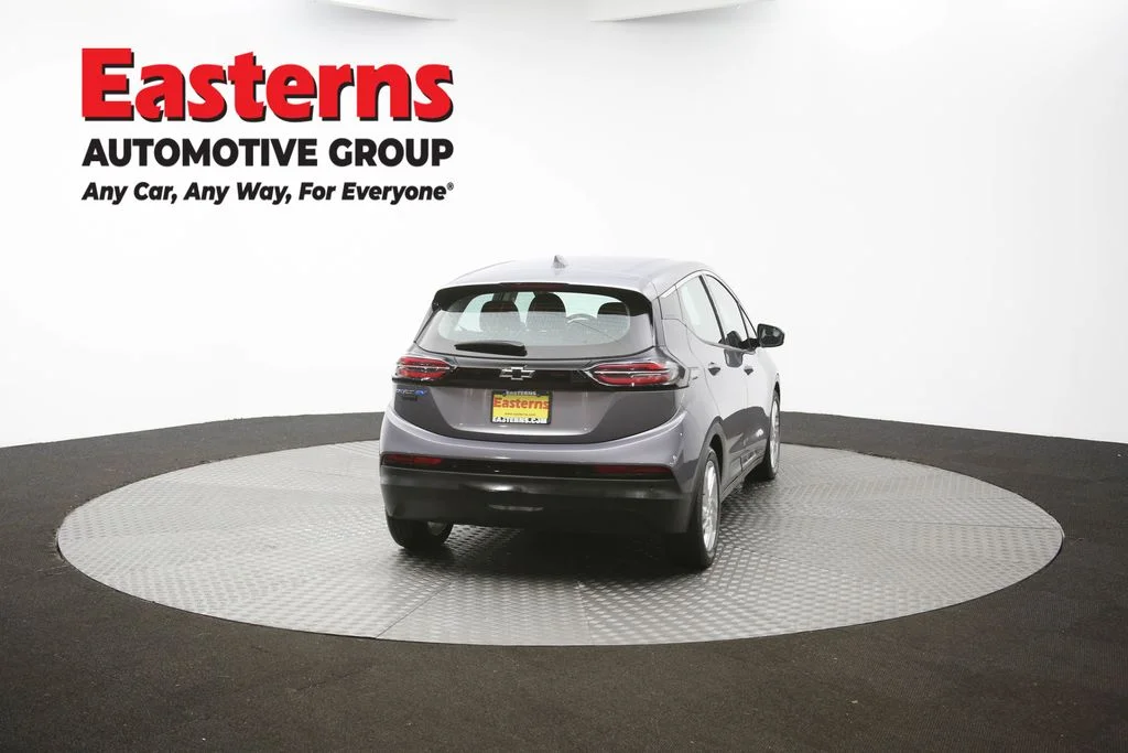 Used 2023 Gray Chevrolet 1LT image 34