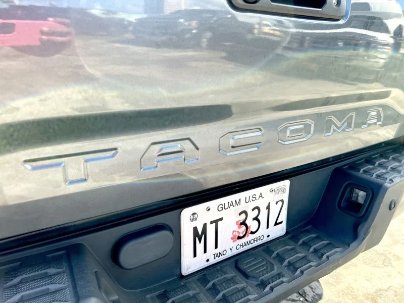 Used 2016 Gray Toyota SR image 11