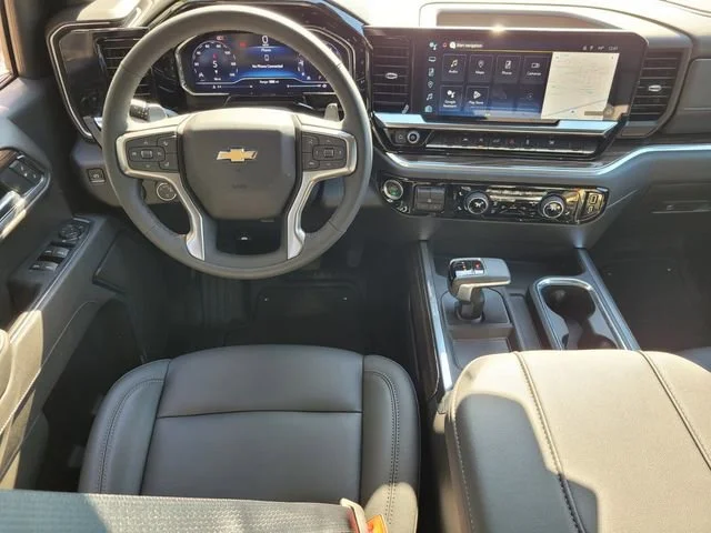 2025 Chevrolet Silverado 1500 LT - Photo 17