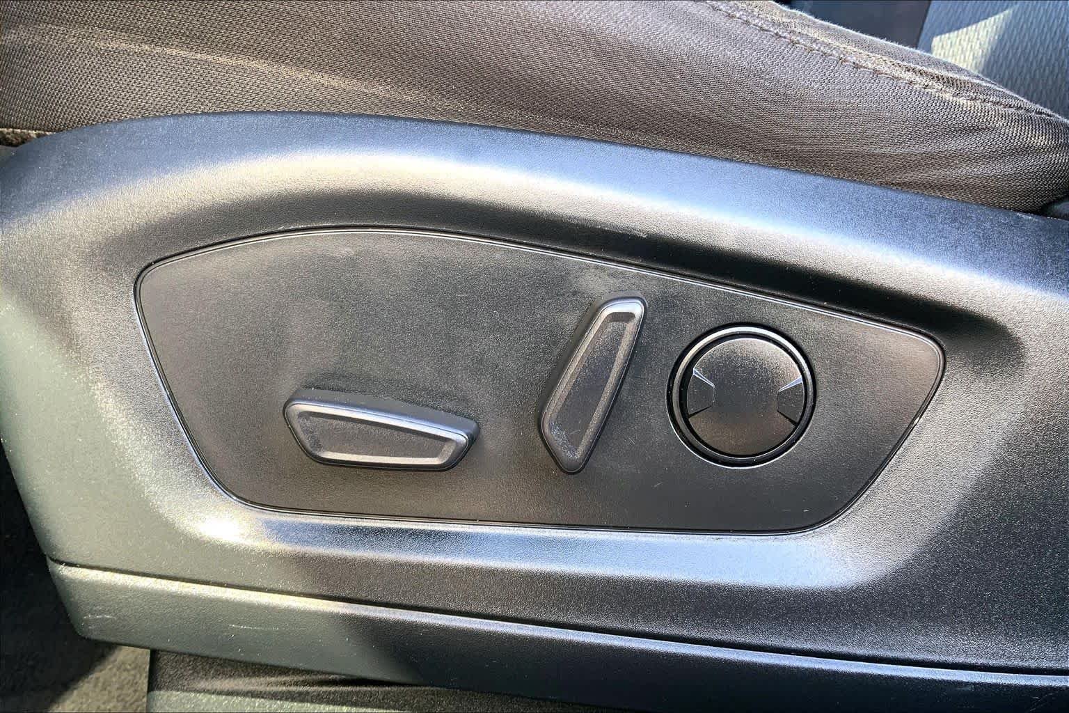 Used 2023 Carbonized Gray Ford XLT image 32