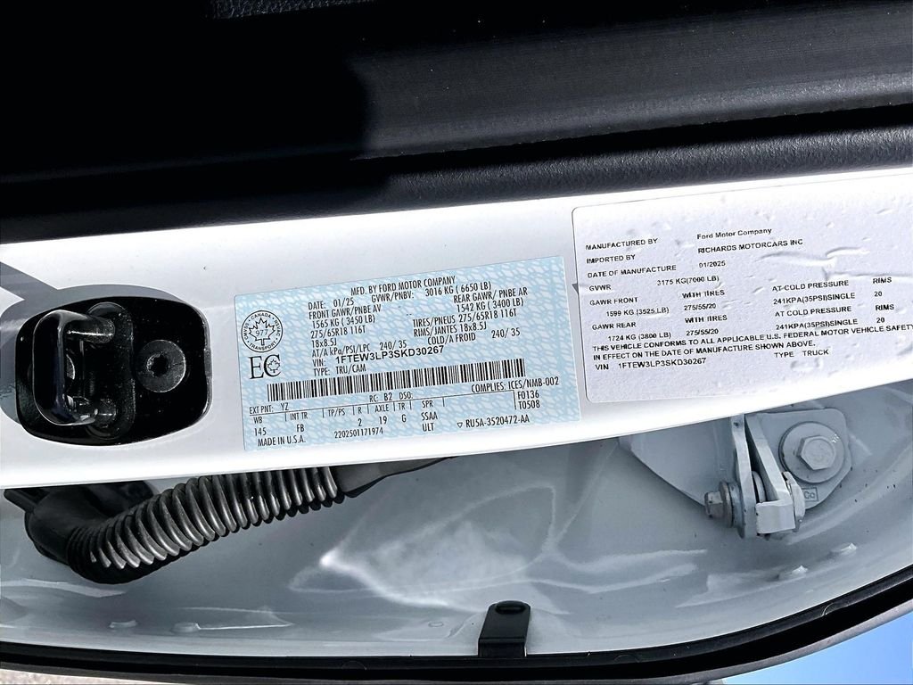 Used 2025 White Ford XLT image 36