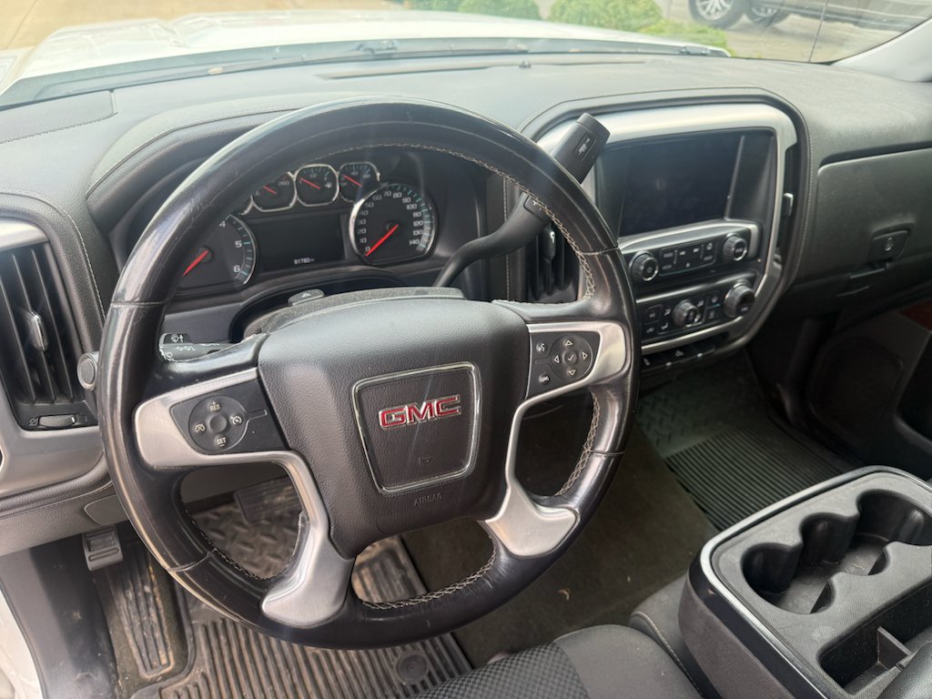 Used 2017 Summit White GMC SLE image 2