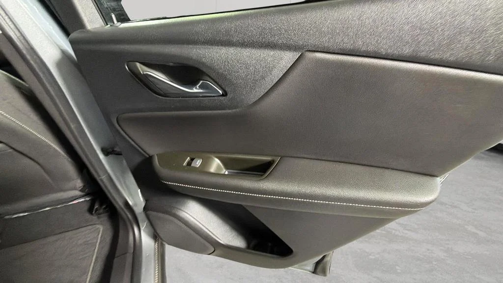 Used 2023 Sterling Gray Metallic Chevrolet 2LT image 31