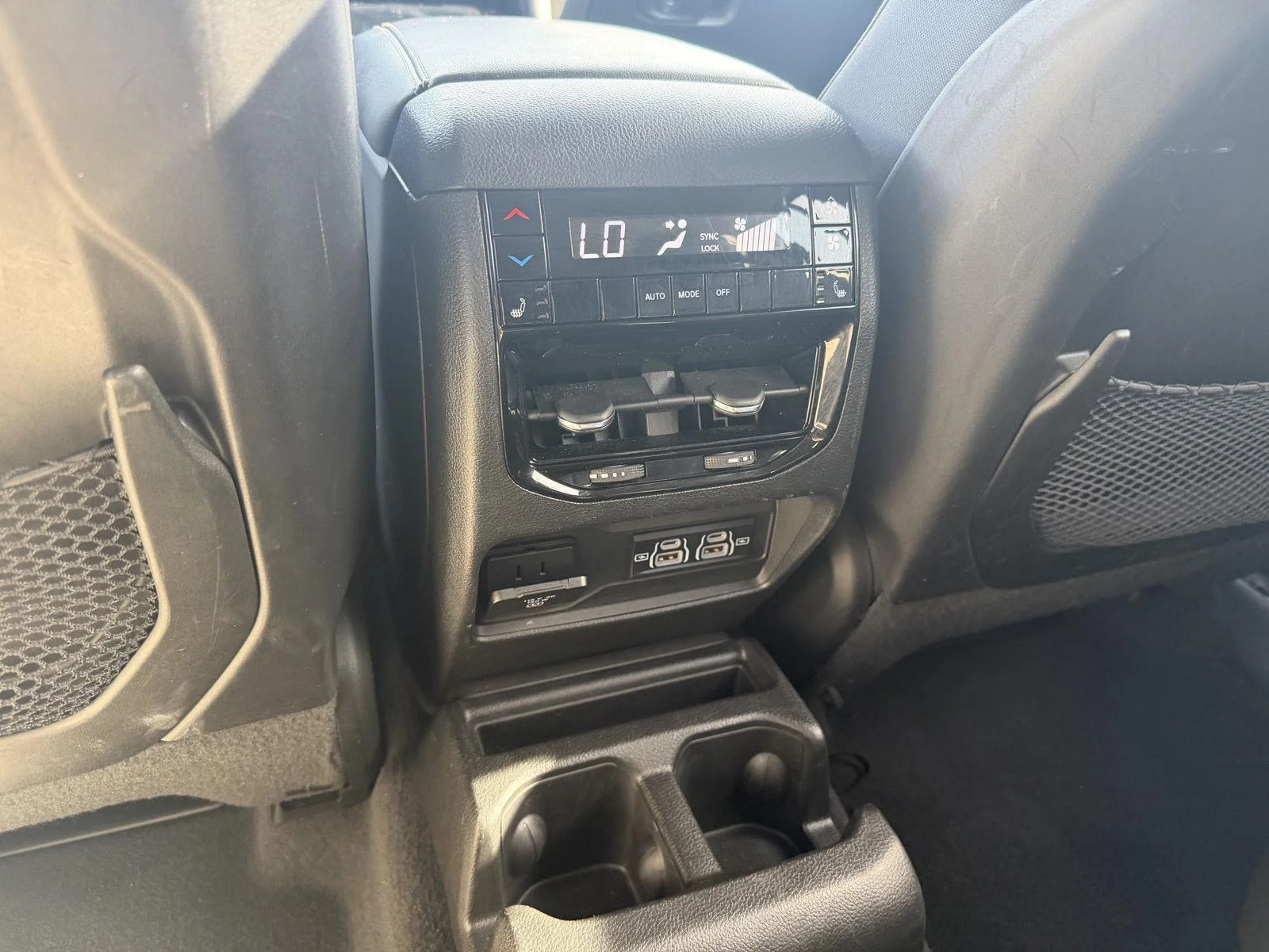 Used 2023 Bright White Clearcoat Jeep Limited image 9