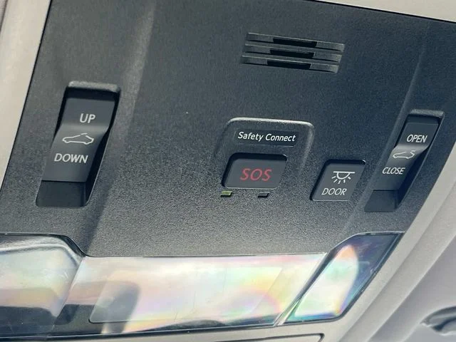 Used 2018 White Lexus 350L image 42