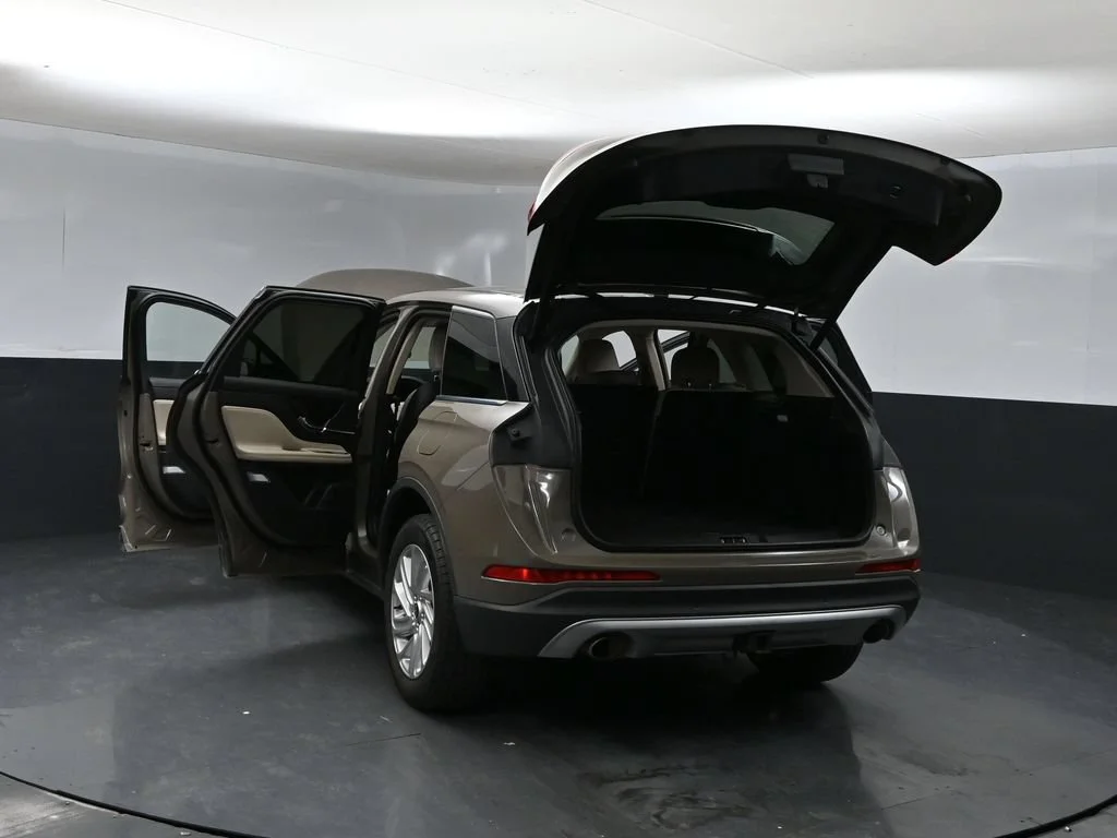 Certified Used 2025 Gray Lincoln Premiere image 40