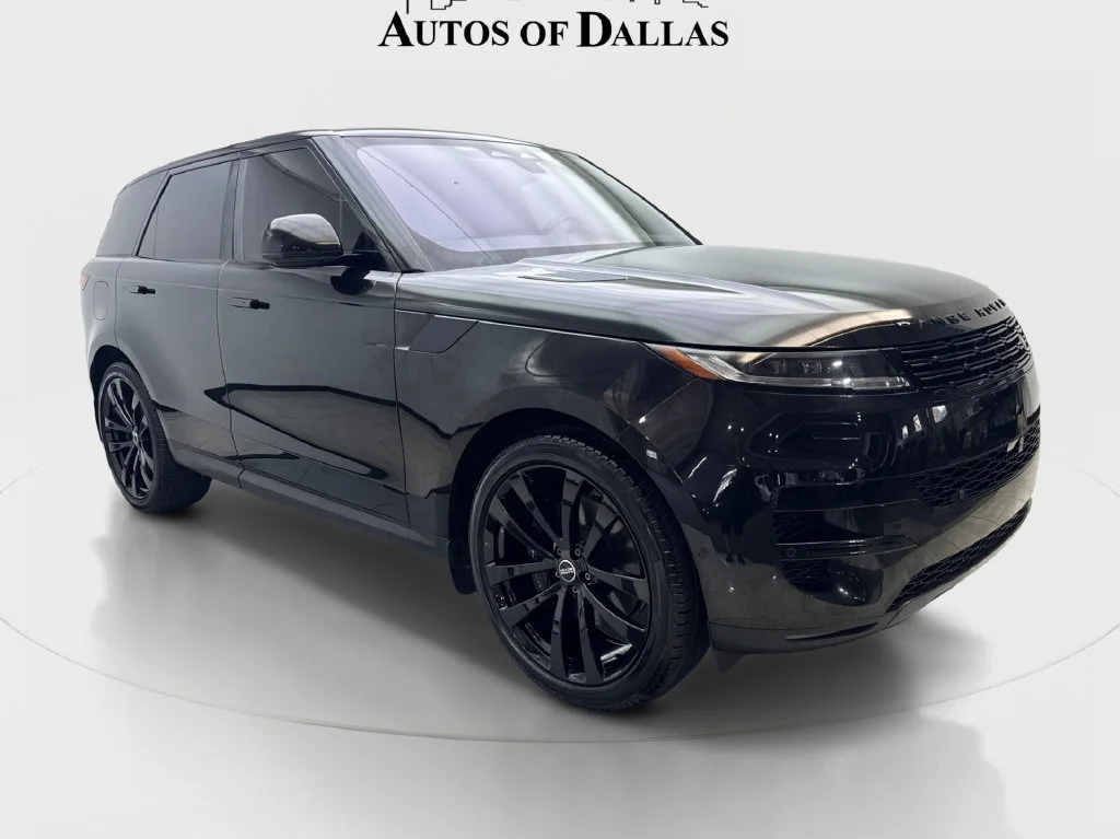 Used 2023 Black Land Rover SE image 5