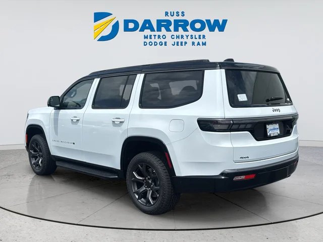 New 2026 Bright White Clear-Coat Exterior Paint Jeep Upland image 3