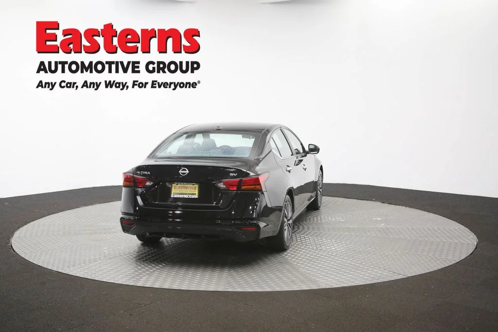 Used 2024 Black Nissan 2.5 SV image 34