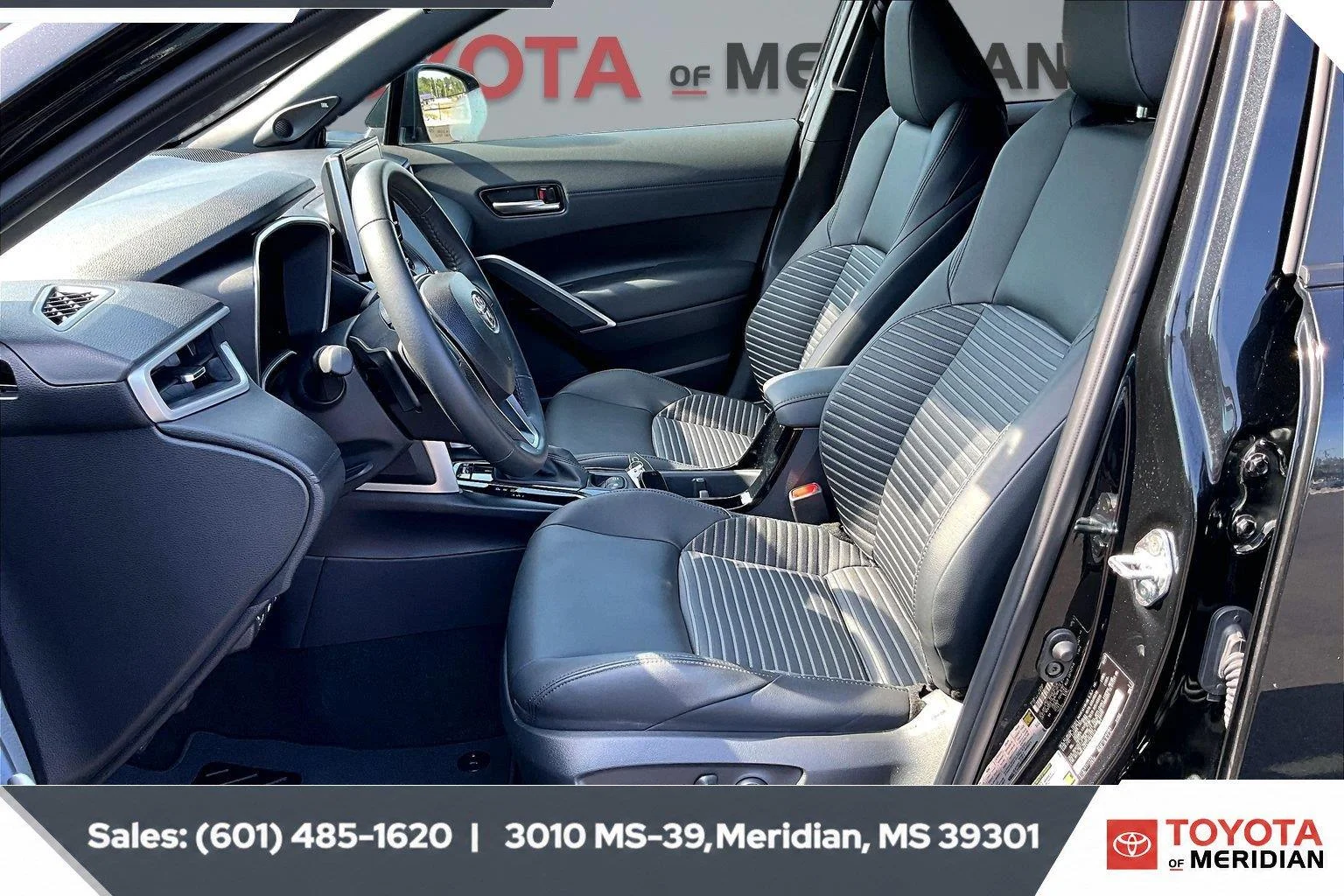 Used 2025 Jet Black Toyota XSE image 18
