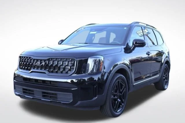 Used 2025 Black Kia EX X-Line image 5