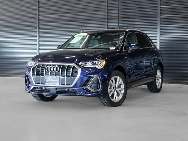 2023 Audi Q3 S line Premium