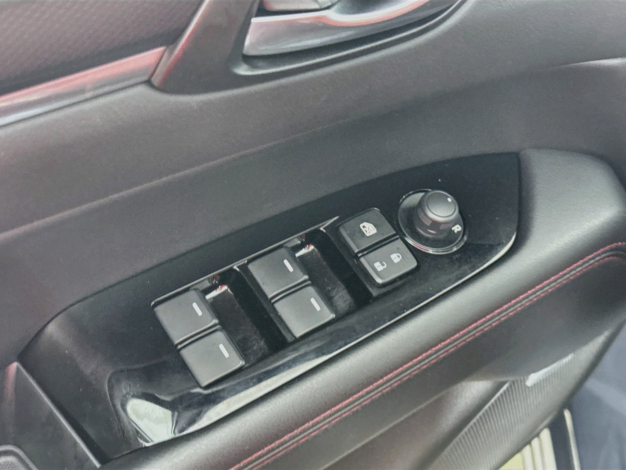 Used 2023 Polymetal Gray Mazda 2.5 S Carbon Edition image 16