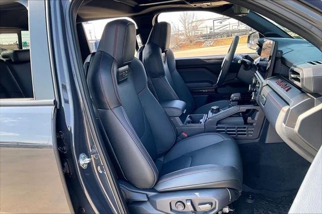 2025 Toyota Tacoma TRD Pro - Photo 9