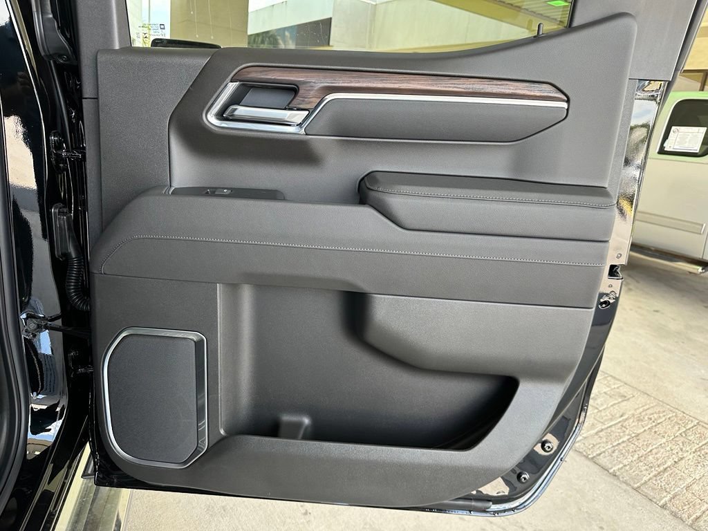 2026 GMC Sierra 1500 SLT - Photo 34