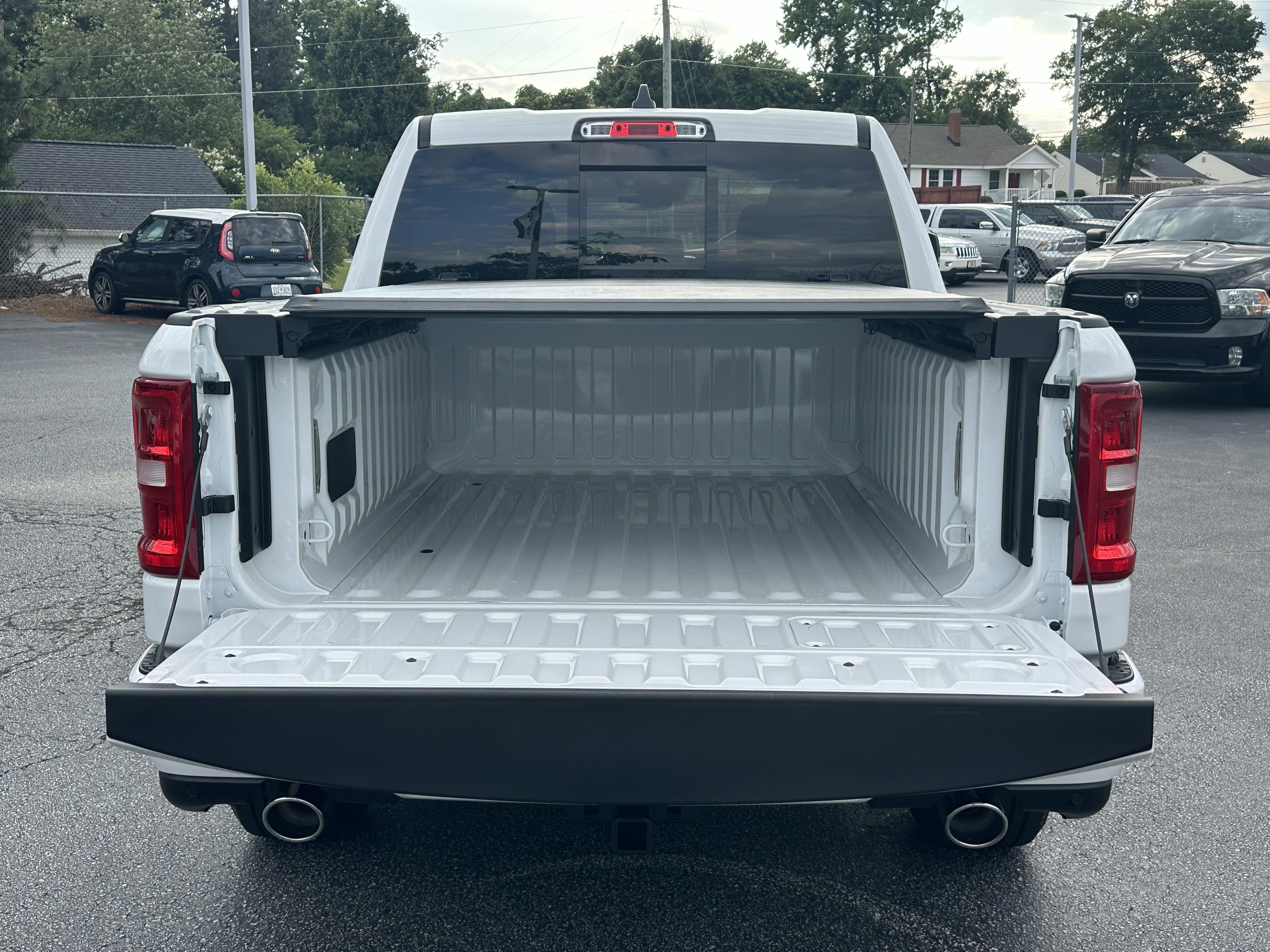 New 2026 Bright White Clear-Coat Exterior Paint RAM Laramie image 19
