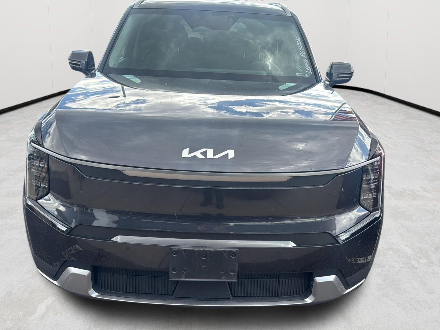 Used 2024 Panthera Metal Kia Wind image 1