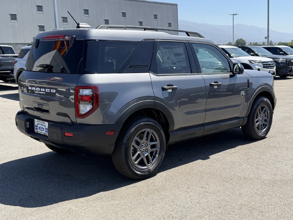 Used 2026 Gray Metallic Ford Big Bend image 8