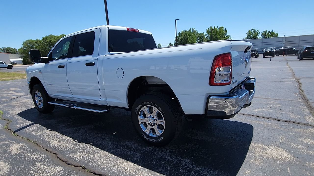 Used 2023 White Ram Big Horn image 6