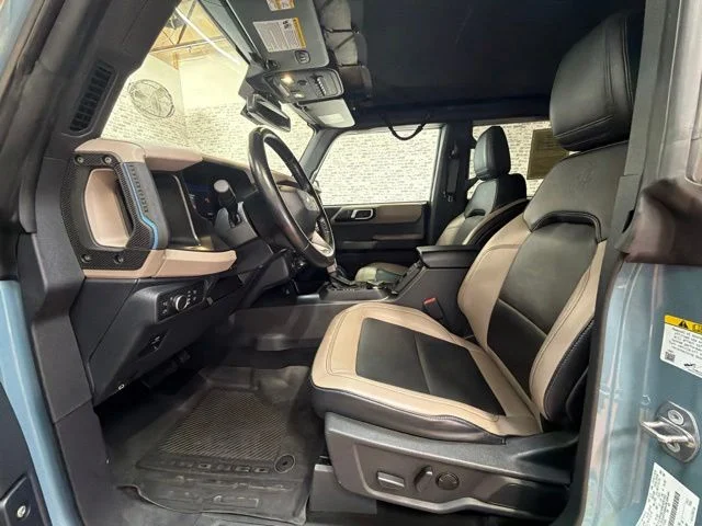 Used 2022 Gray Ford Wildtrak image 18