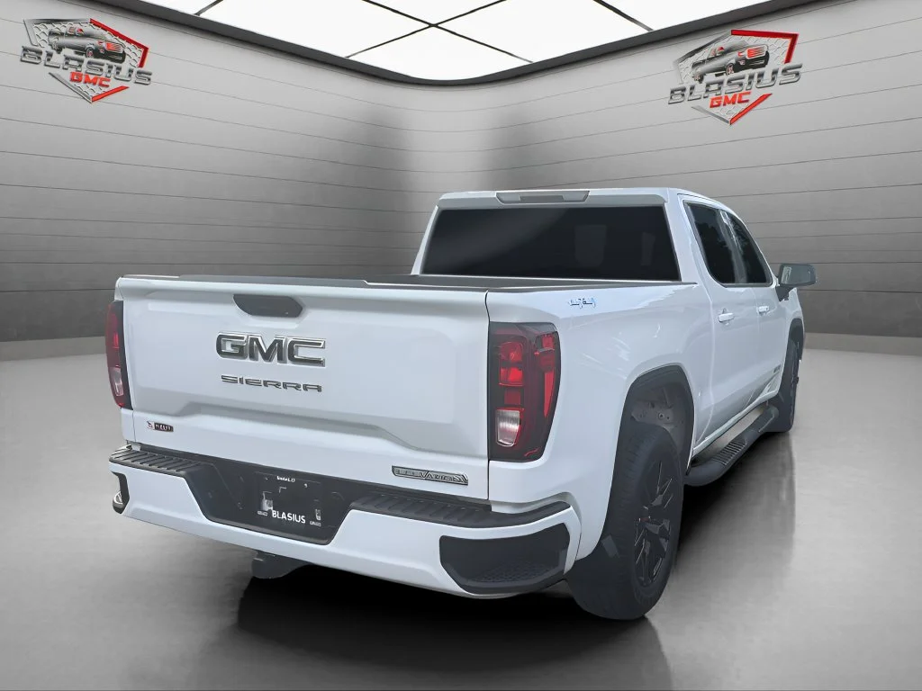 Used 2023 White GMC Elevation image 5