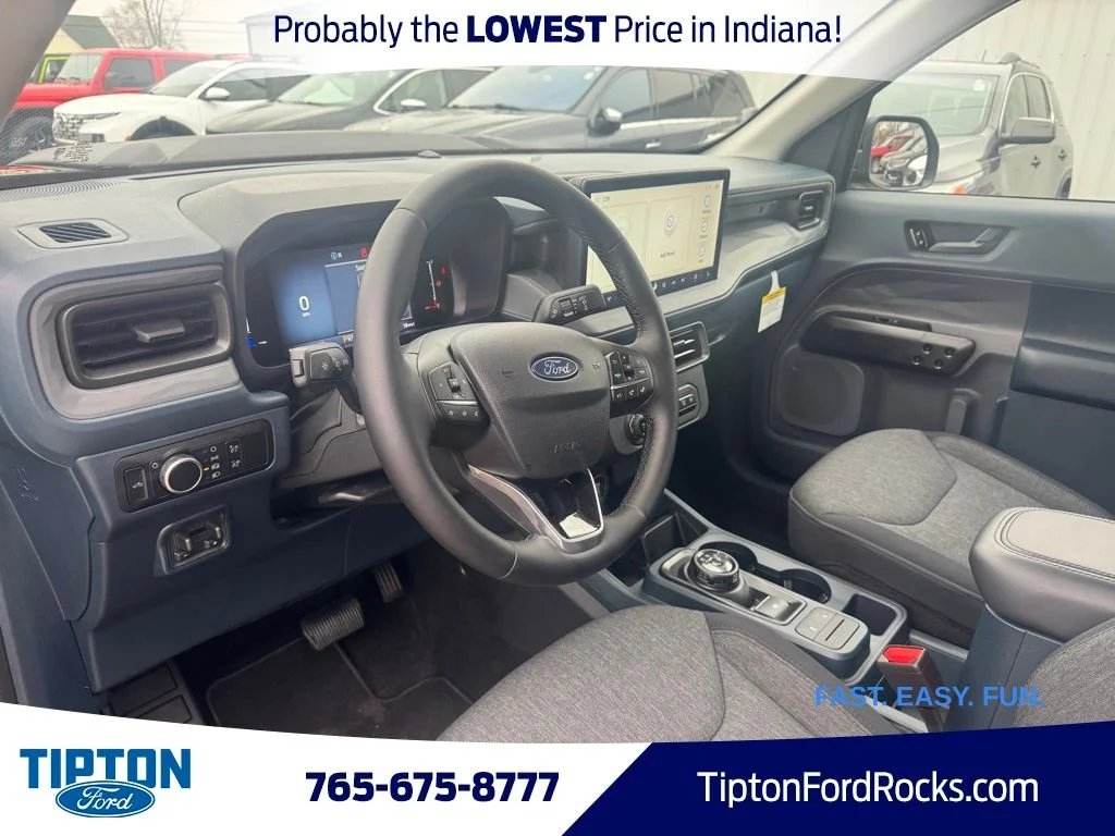 New 2025 Shadow Black Ford XLT image 4