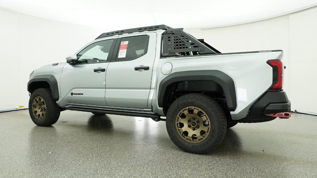 New 2026 Celestial Silver Metallic Toyota Trailhunter image 2