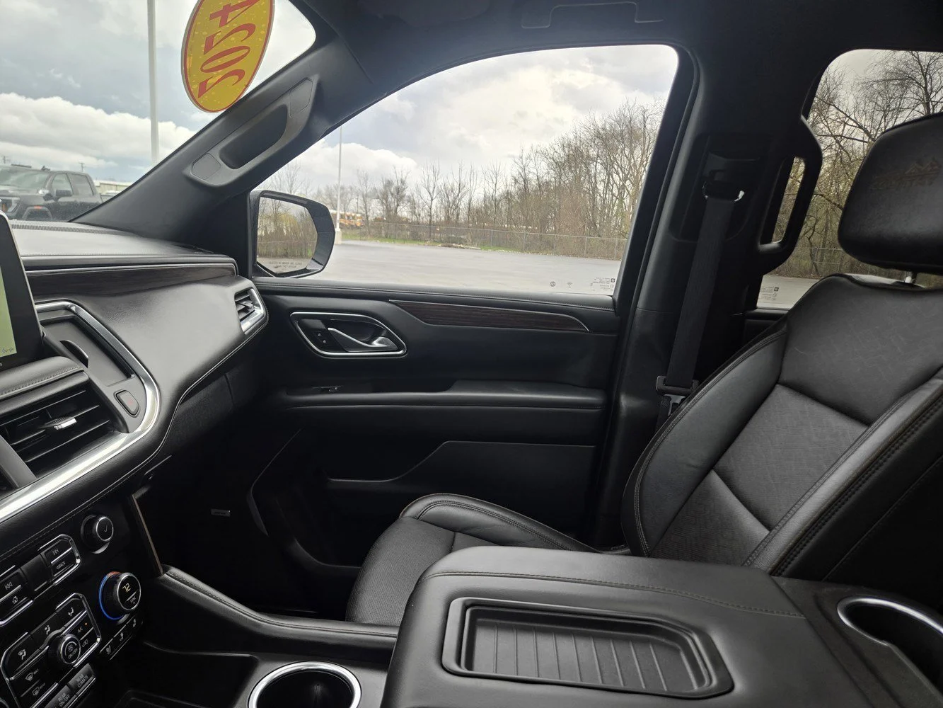 2024 Chevrolet Suburban High Country - Photo 12